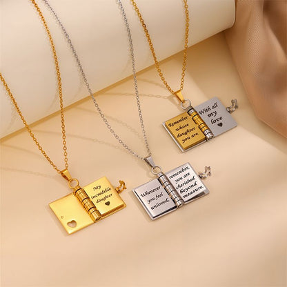 “Historia de Amor” Collar personalizado + box de regalo